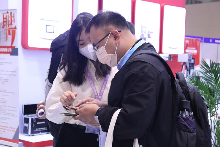 勤恳诚信惠人达己 富睿捷以产品与服务赢得市场的商道实践