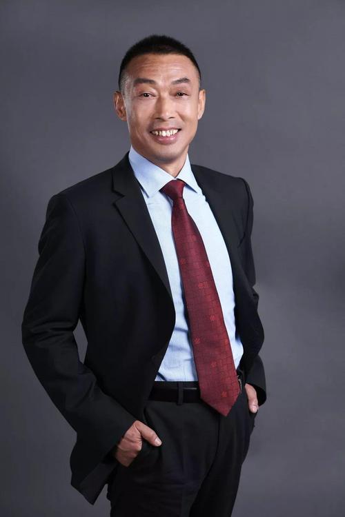 立足科技创新 为实现"农业强农村美农民富"目标努力奋斗_农产品(00006